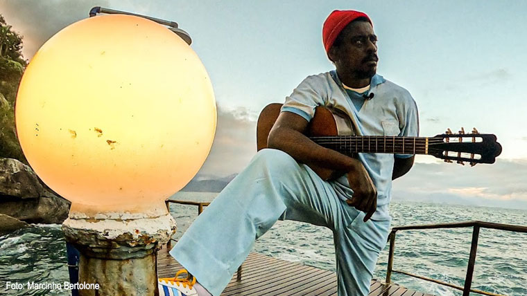Seu Jorge disponibiliza a live “The Life Aquatic: A Tribute to David Bowie”