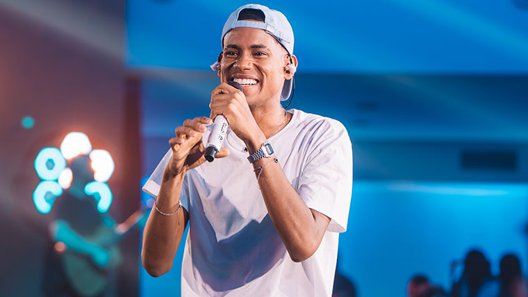 Netto Brito apresenta Volume 2 do DVD “Além do Sonho”