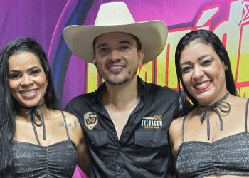 Cantor Erick Monteiro grava audiovisual em Governador Valadares MG