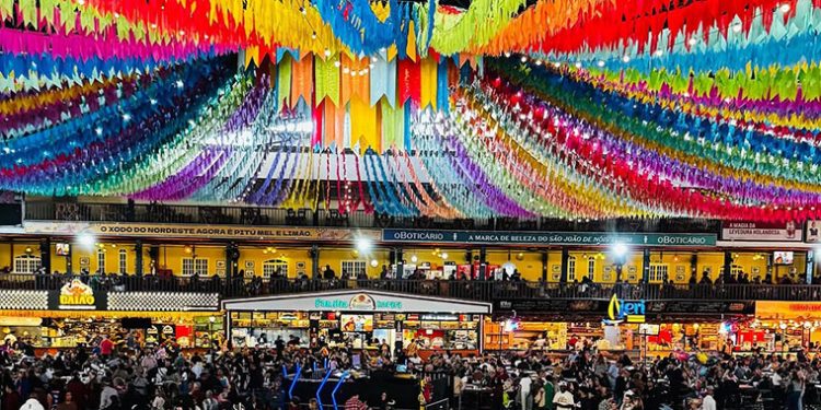 O Nordeste faz em junho. Os demais tentam copiar depois