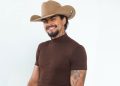 “Jeninho” o cantor que encabeça as paradas com “Peão Todo Tatuado”