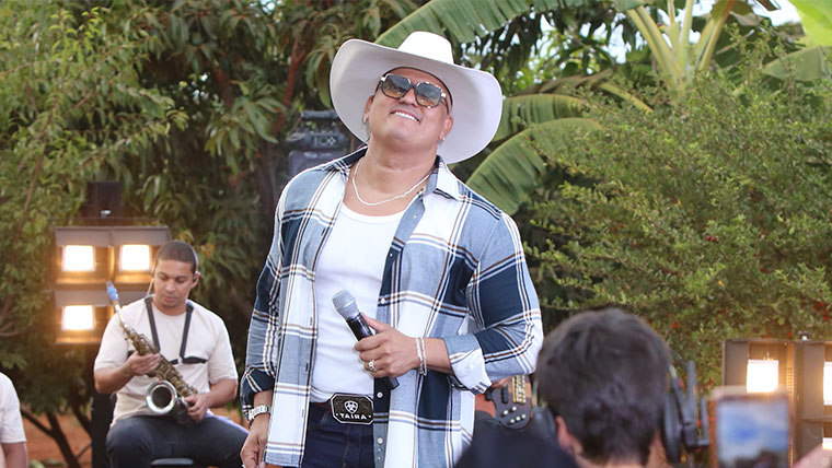 Ceian Muniz celebra aniversário e sucesso de “Na Chácara” com show especial em Goiânia