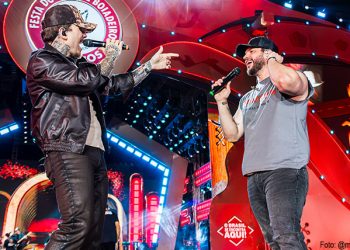 Felipe & Rodrigo se emocionam no Palco Amanhecer da Festa do Peão de Barretos