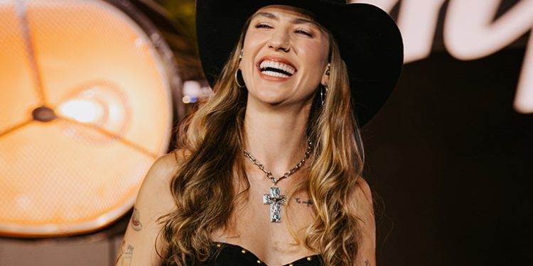 Bruna Viola lança 3º EP de “Improvável 2” com inédita e pot-pourri de clássicos sertanejos
