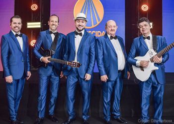 “21 anos no ar”, TV Aparecida festeja aniversário com programação especial e novos estúdi...