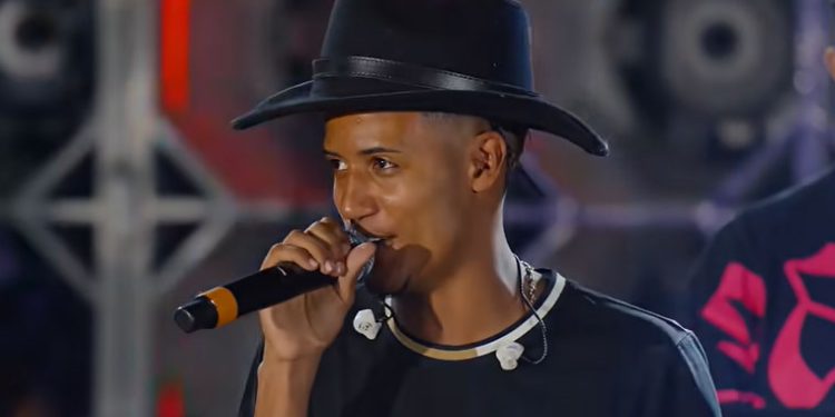 Heitor Santos entra no tops com versão em arrocha de “Noite Fracassada”