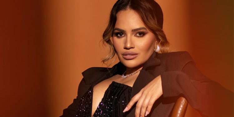 Natália Sarraff lança “Coração de Mulher” faixa é um lançamento solo da cantora