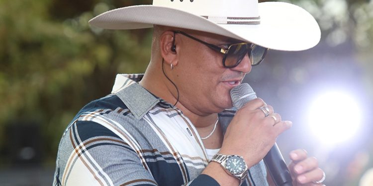 Ceian Muniz faz maratona de shows no estado da Bahia
